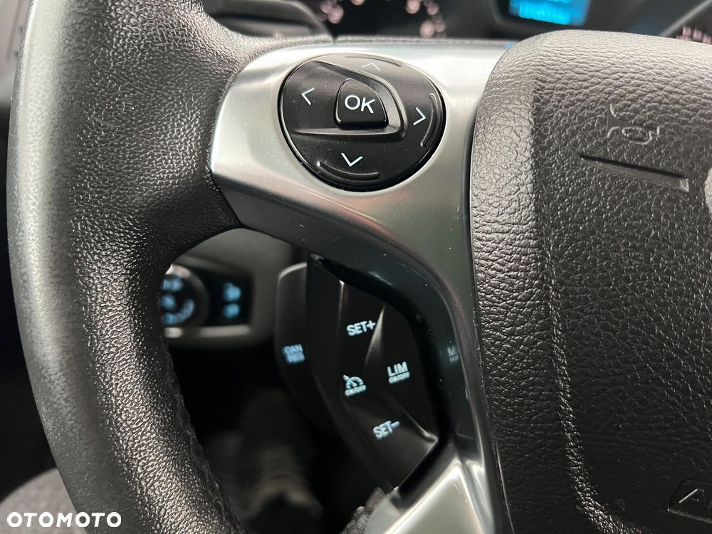 Ford Tourneo Connect 1.6 EcoBoost Titanium - 34