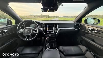 Volvo S60 T8 AWD Plug-In Hybrid Polestar Engineered - 8