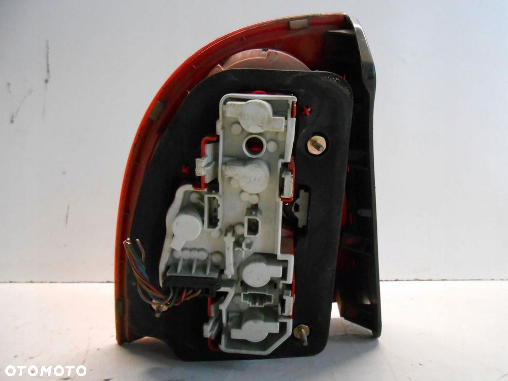 lampa prawa tylna tył vw passat b5 lift # - 3