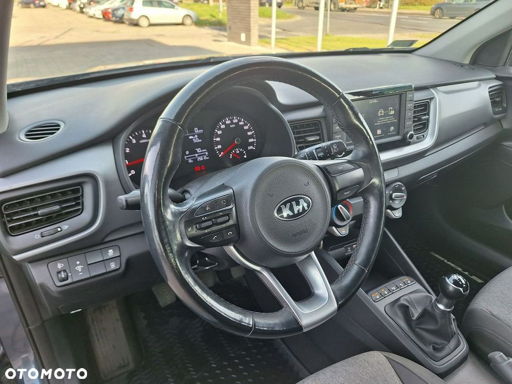 Kia Stonic 1.2 M - 11