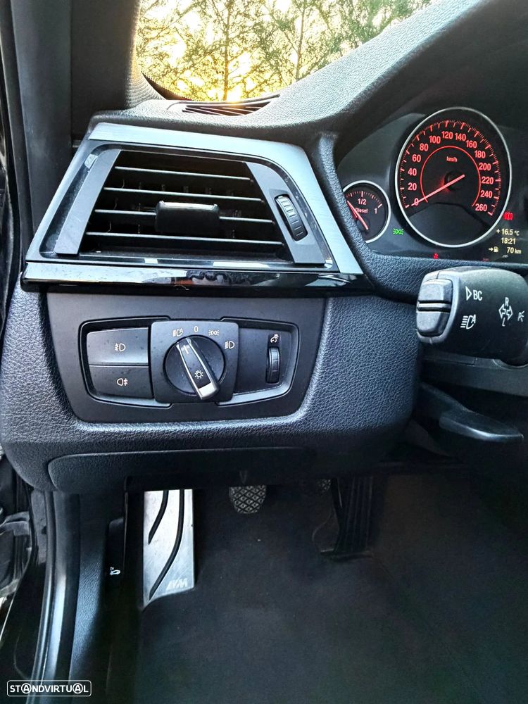 BMW 320 d Pack M - 10