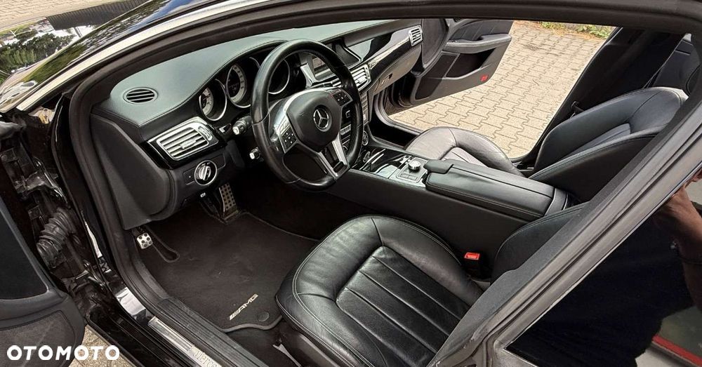 Mercedes-Benz CLS - 18