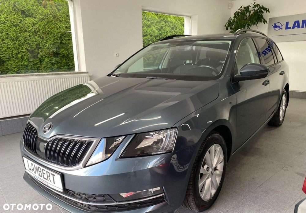 Skoda Octavia - 2