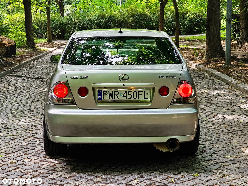 Lexus IS 200 Elegance - 6