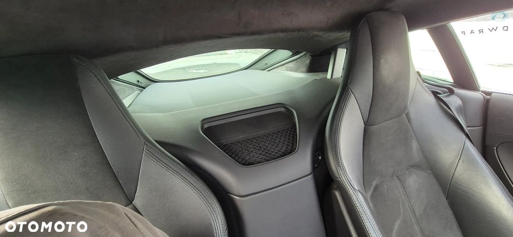Jaguar F-Type 2.0 Turbo R-Dynamic - 31