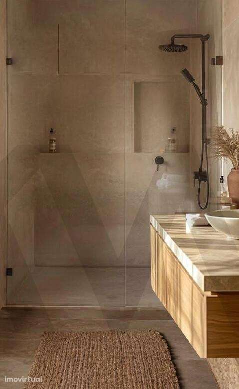 Moradia T3  totalmente renovada com terreno em Vila Nova de Gaia! - Grande imagem: 2/12