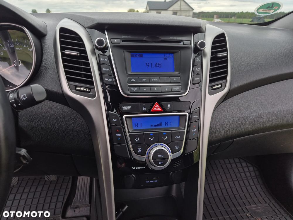 Hyundai i30 1.6 CRDi Comfort - 17
