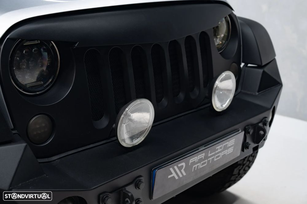 Jeep Wrangler 2.8 CRD Sport - 6