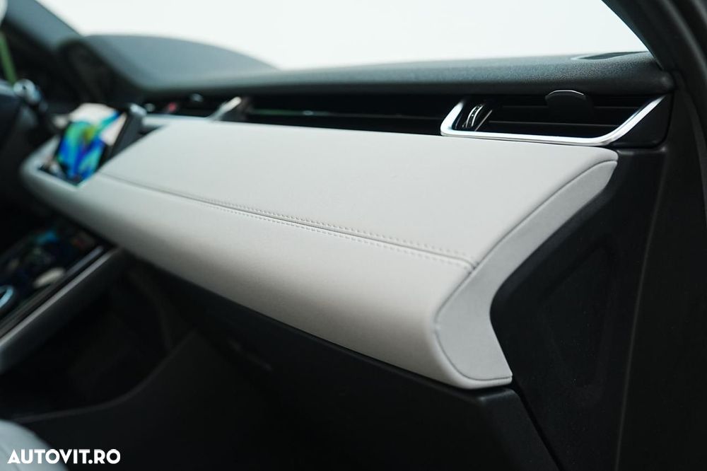 Land Rover Range Rover Evoque - 24