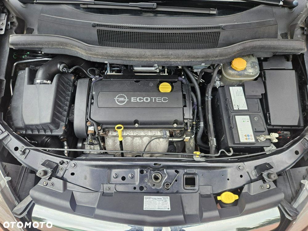 Opel Zafira - 37