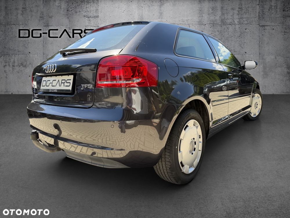 Audi A3 3-drzwiowe 1.2 TFSI Attraction - 3