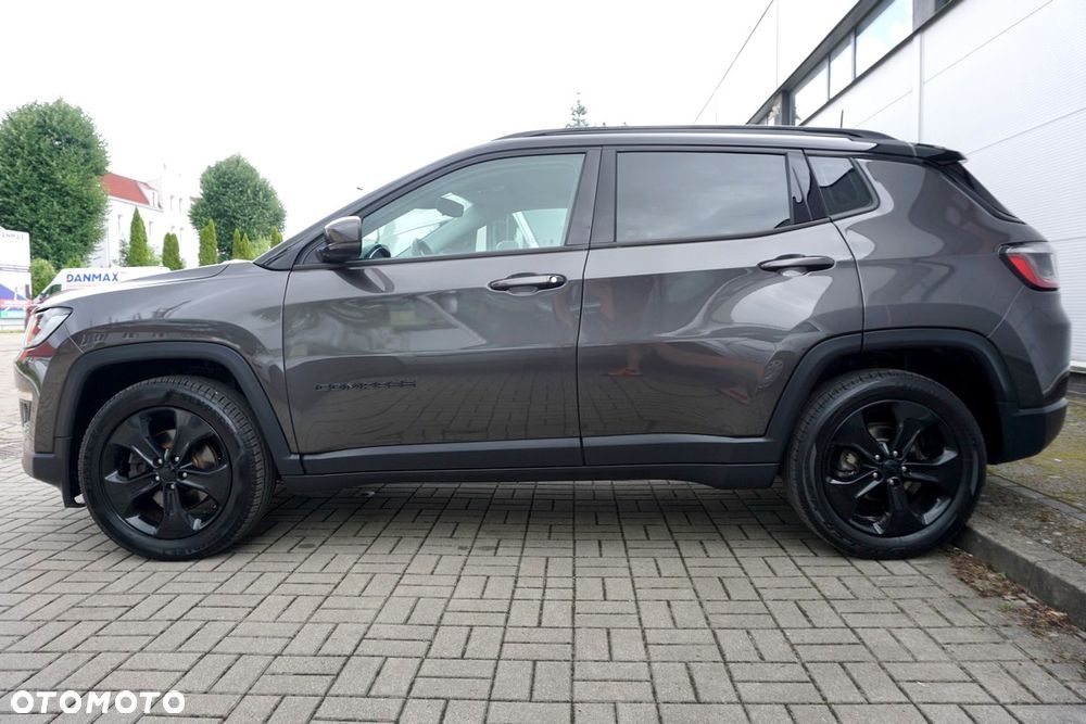 Jeep Compass 1.4 TMair Night Eagle FWD S&S - 18