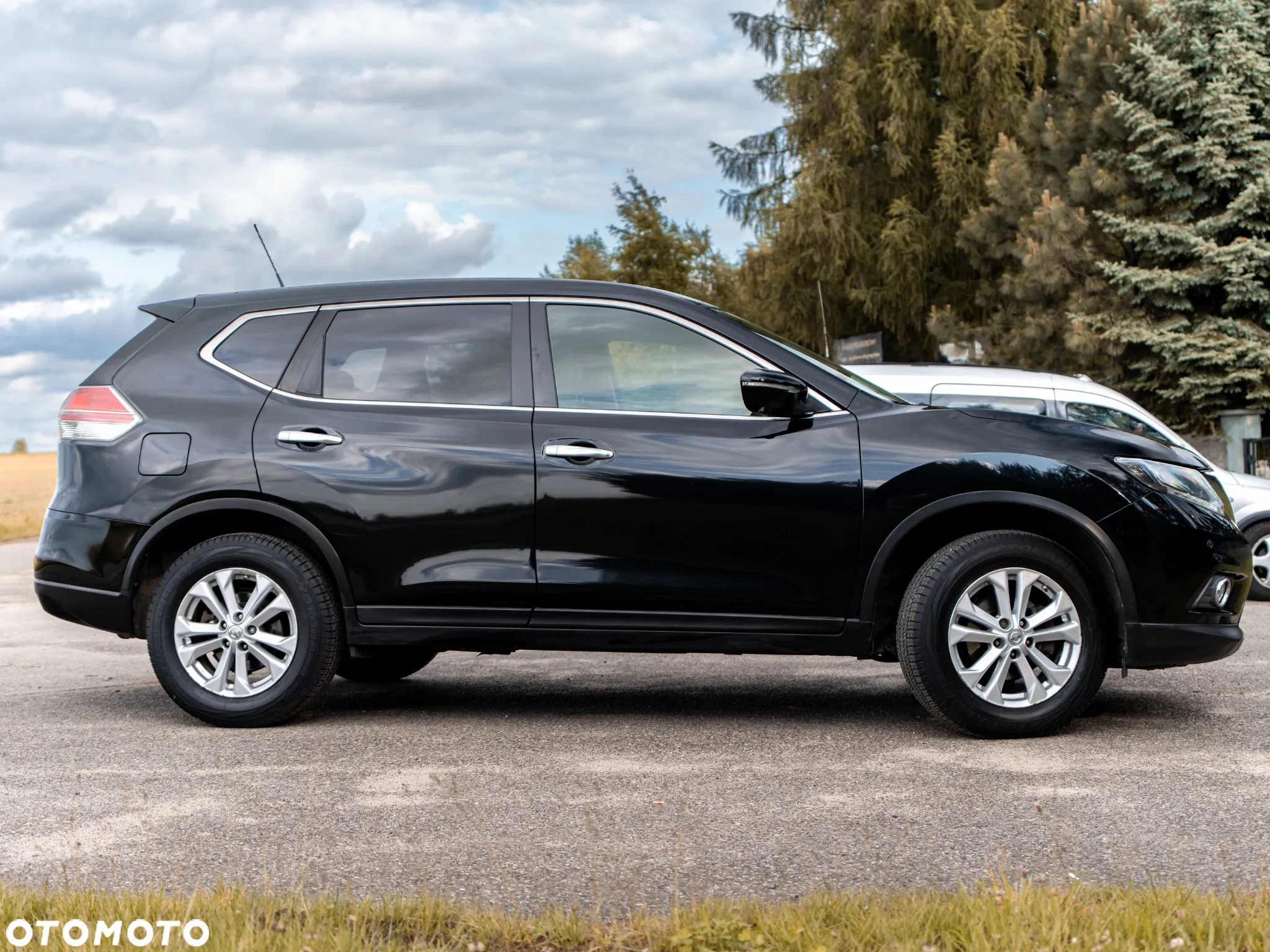 Nissan X-Trail 1.6 DCi N-Connecta 4WD EU6 - 24
