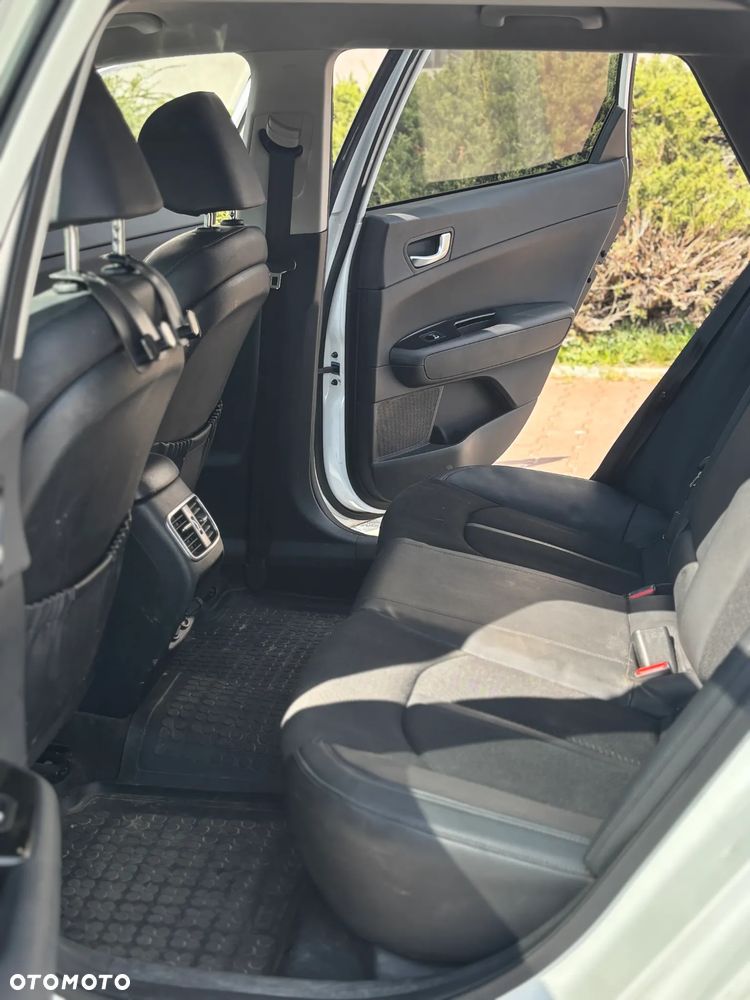 Kia Optima 1.7 CRDI M - 12