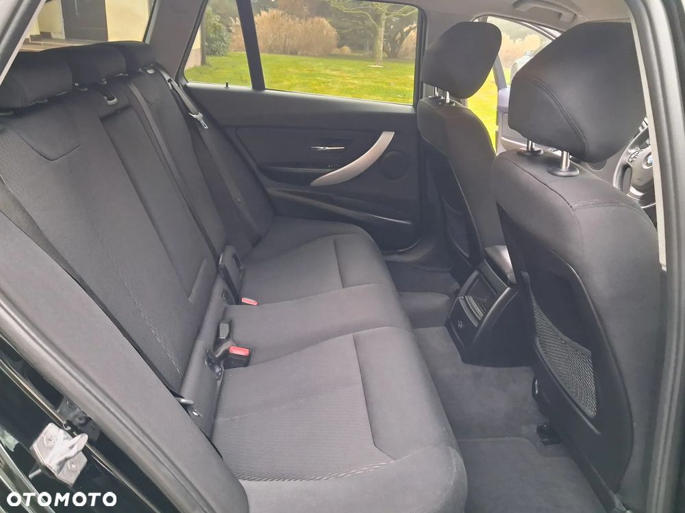 BMW Seria 3 316d Modern Line - 19