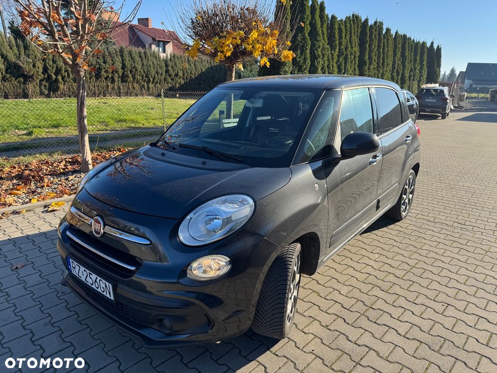 Fiat 500L 1.4 16V Urban Edition - 1