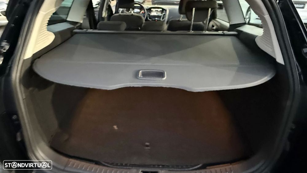 Ford Focus SW 1.5 TDCi Titanium ECOnetic - 35