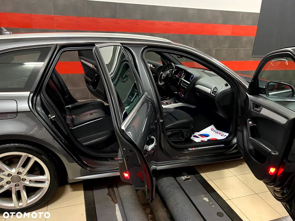 Audi A4 Avant - 26