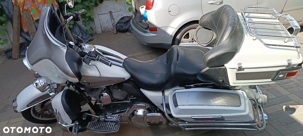 Harley-Davidson FLHTCU Ultra - 3
