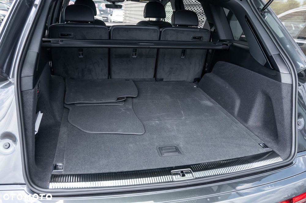 Audi Q7 - 10