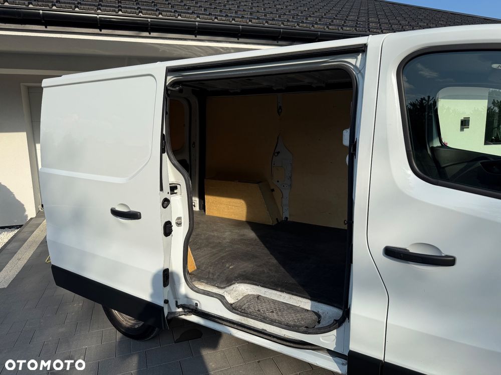 Renault Trafic - 17
