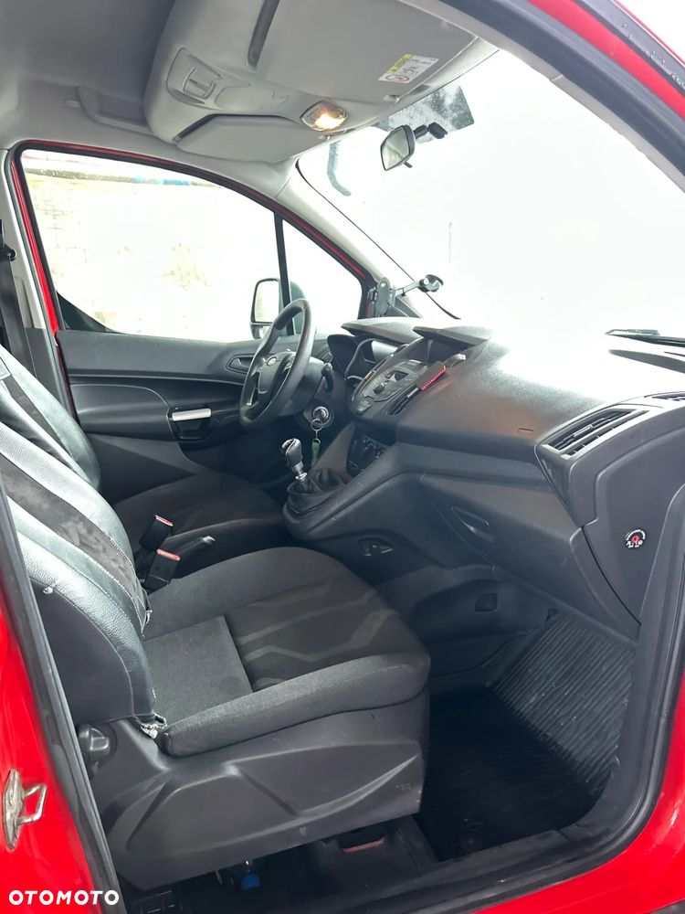 Ford Transit Connect - 7