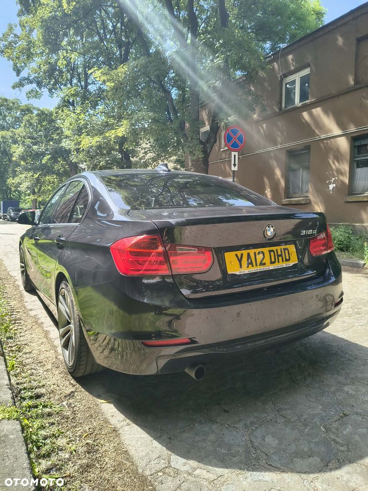 BMW Seria 3 316d Sport Line EU6 - 9