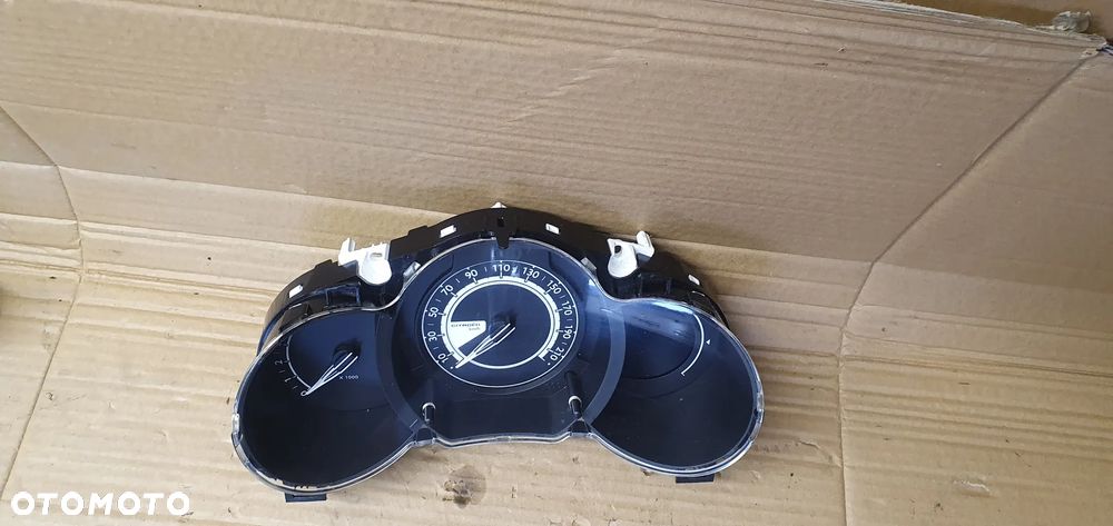 Licznik zegary oryginał Citroen C3 II 1.0 VTI 98041179XT - 2