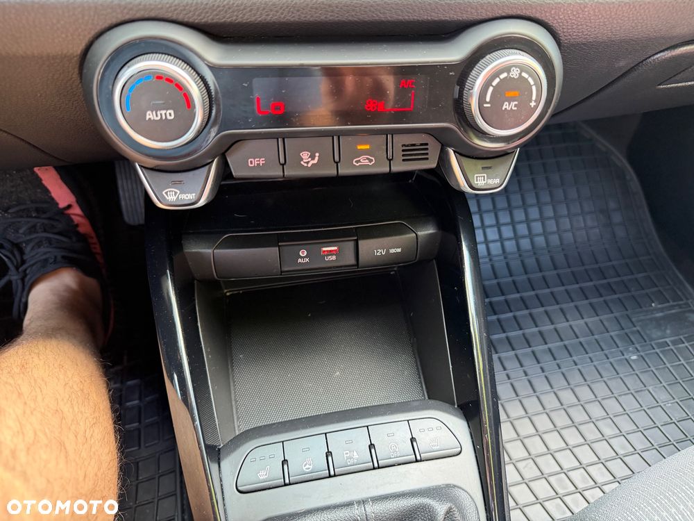 Kia Stonic - 20