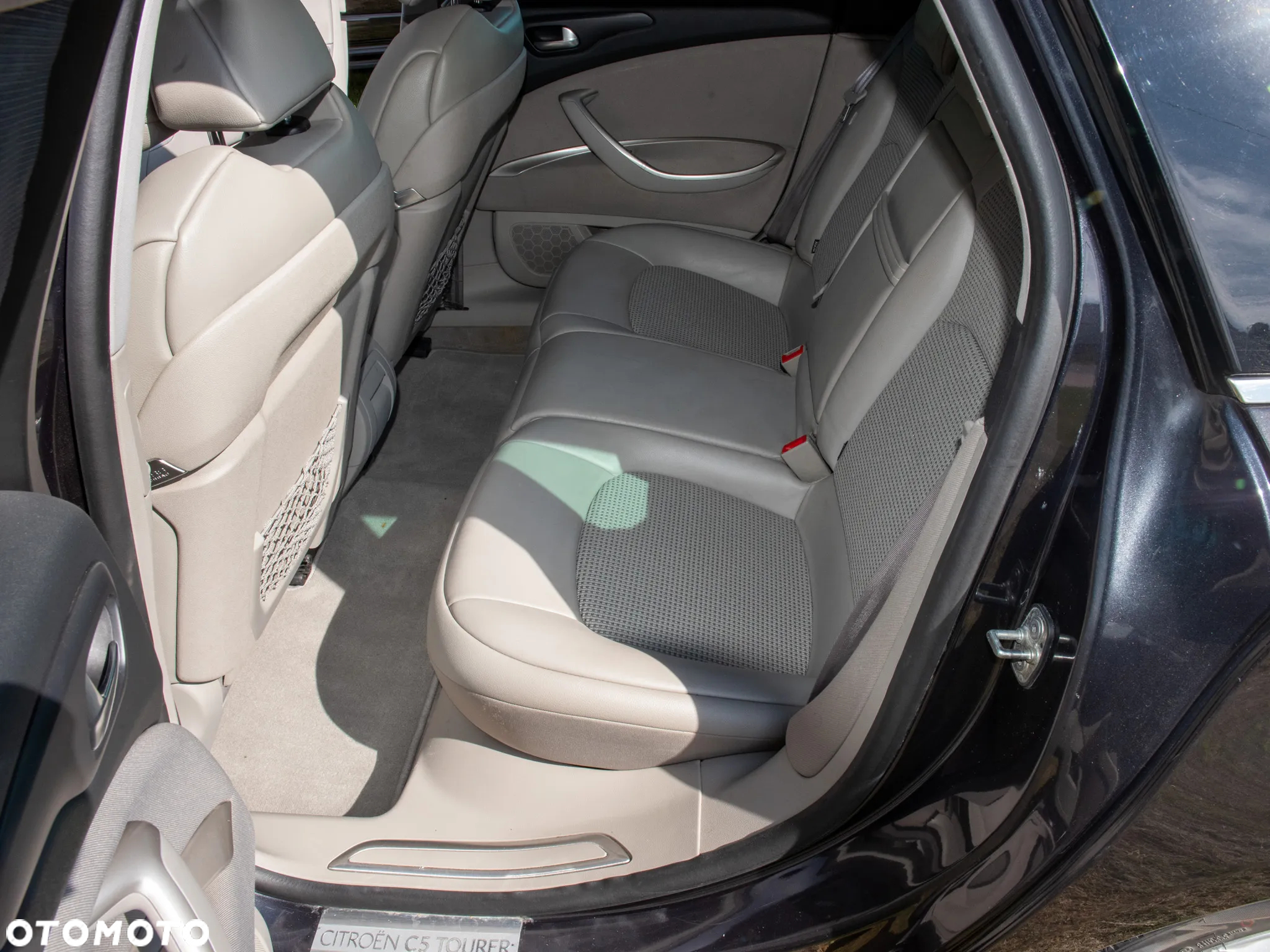 Citroën C5 2.0 HDi Exclusive - 29