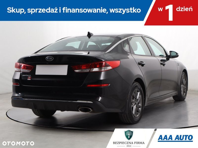 Kia Optima - 6