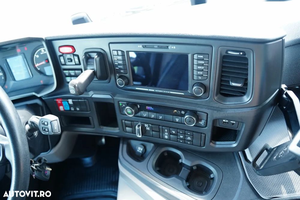 Scania P 450 XT / 6x4 / POMPĂ DE BETON CIFA K35L / ANUL 2019 / RADIOCOMANDĂ / IMPORTAT - 33