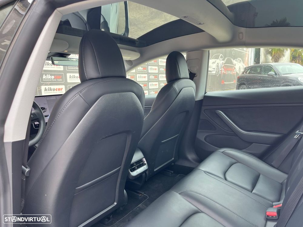Tesla Model 3 Long Range AWD Dual Motor - 34