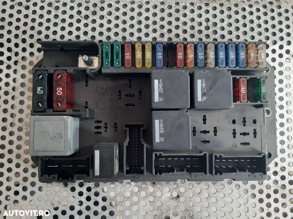 Panou Sigurante Interior BCM Land Rover Range Rover Vogue L322 3.6 TDV8 Motor 368DT Dezmembrez Land Rover Range Rover Vogue 3.6 Tdv8 Motor 368DT An 2005-2006-2007-2008-2009-2010 - 2