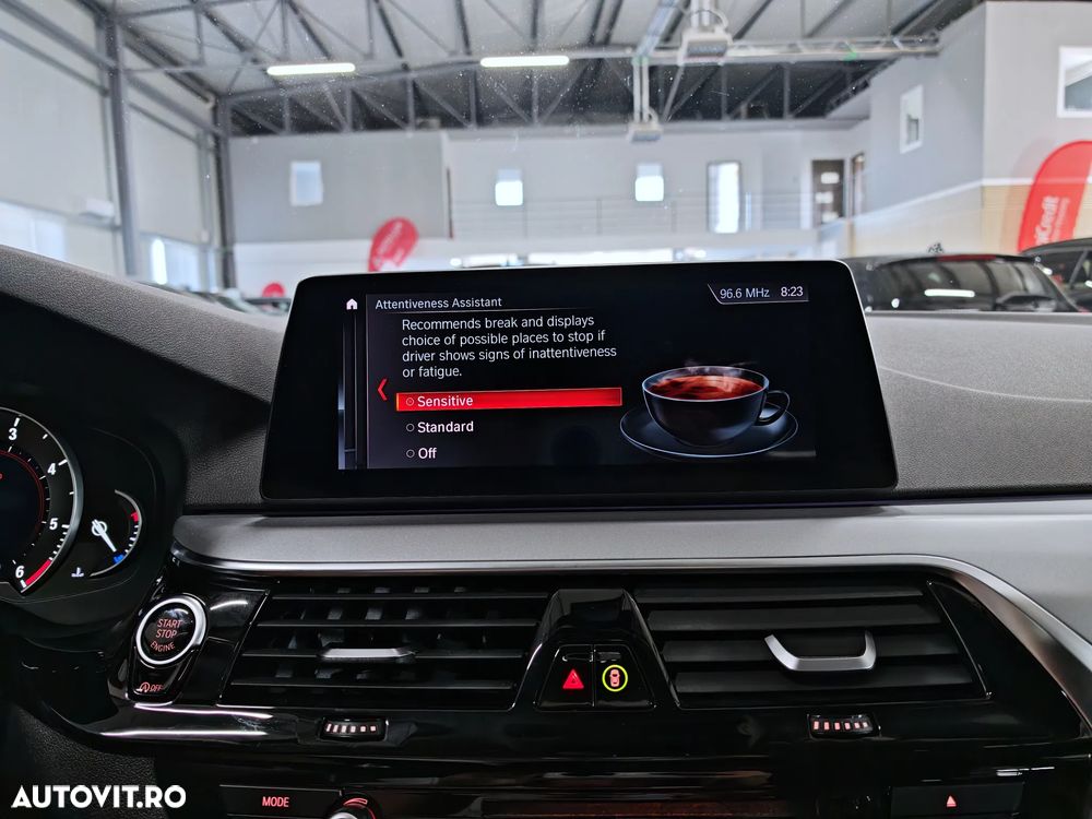 BMW Seria 5 518d Aut. - 15