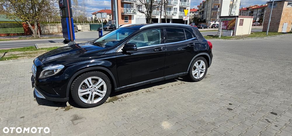 Mercedes-Benz GLA 250 4-Matic - 9