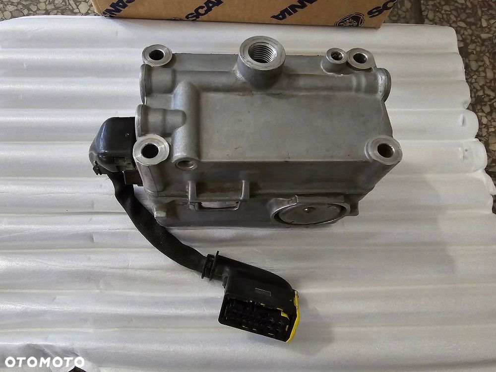 STEROWNIK ZAWÓR SKRZYNIA BIEGÓW SCANIA G25 2947644