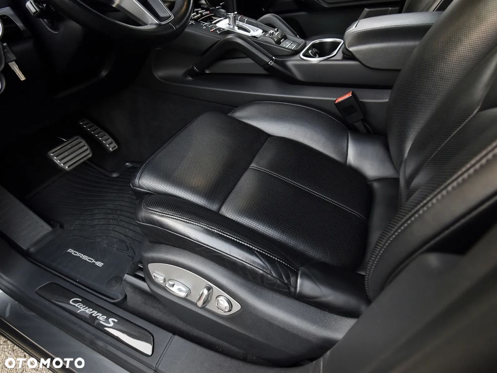 Porsche Cayenne S Diesel - 36