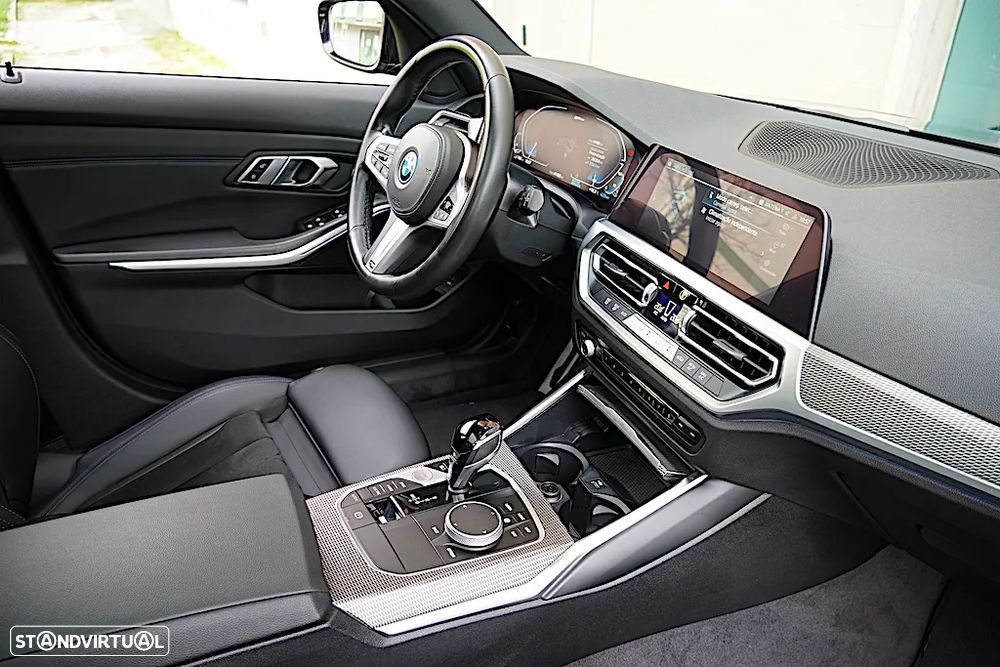 BMW 330 e Pack M Auto - 30