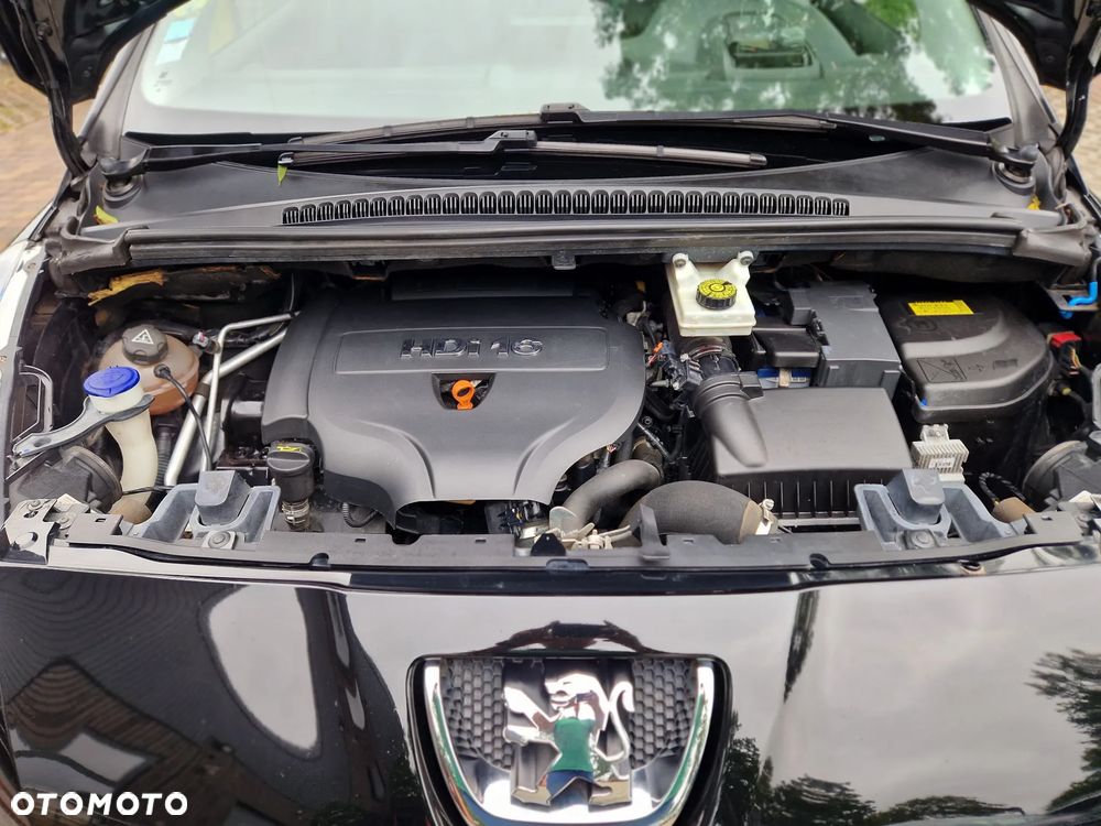 Peugeot 5008 HDI FAP 150 Allure - 14
