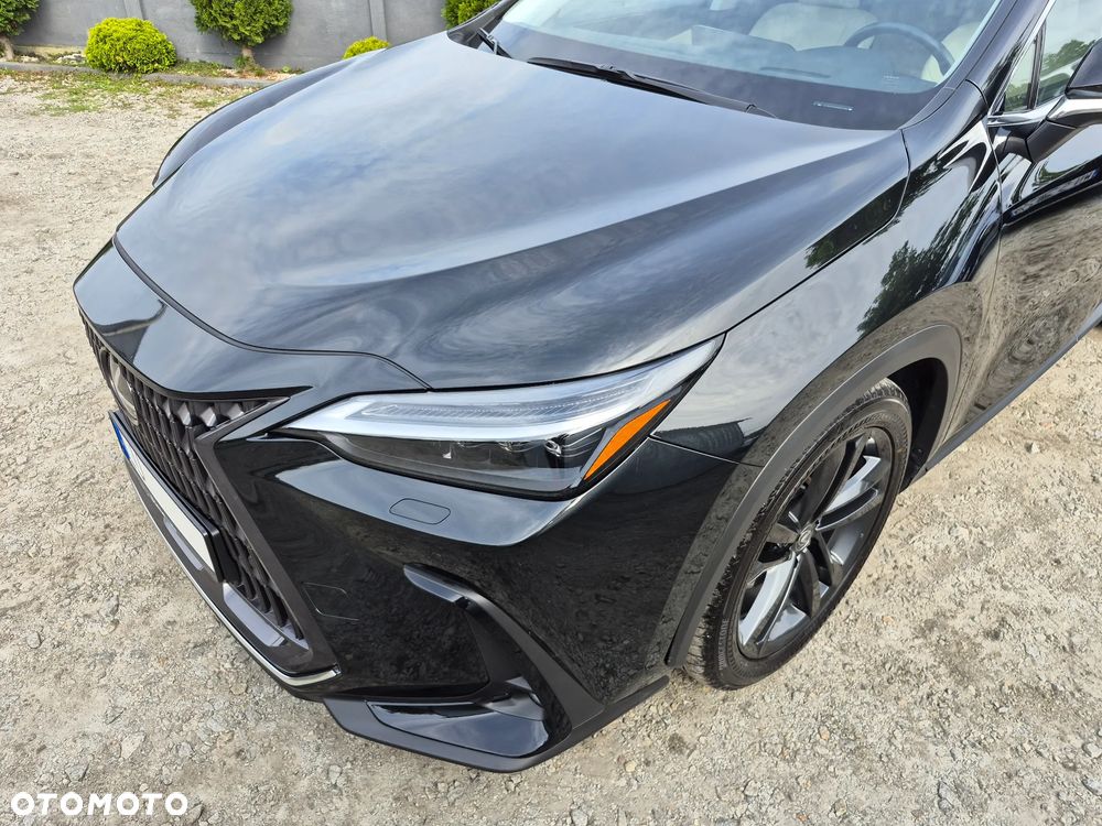 Lexus NX 350h Prestige AWD - 26