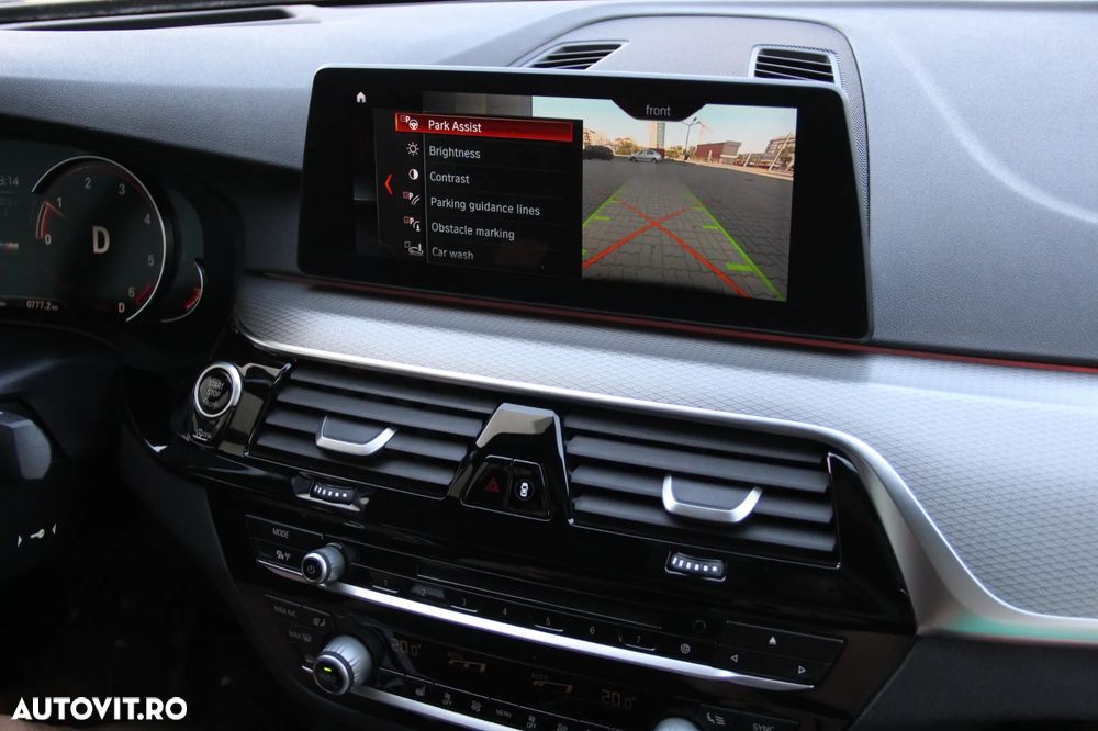 BMW Seria 5 520d xDrive AT - 33