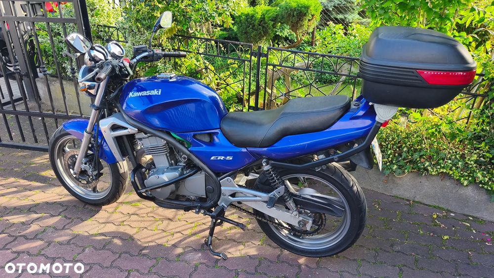 Kawasaki ER - 8
