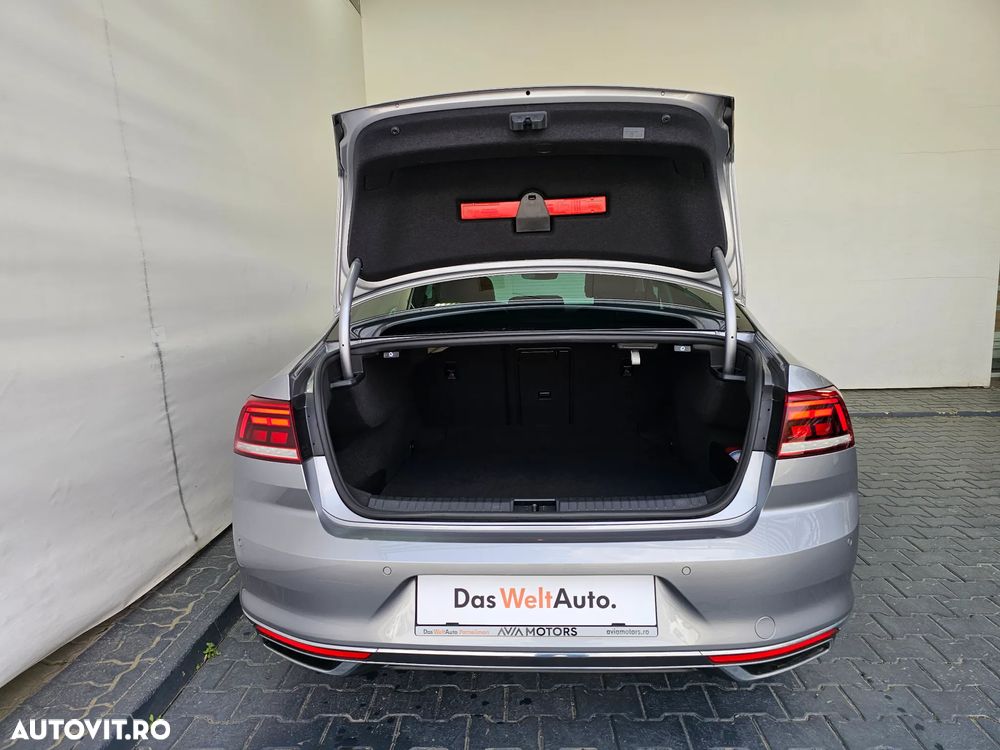 Volkswagen Passat 1.5 TSI ACT DSG Highline - 26