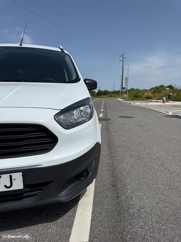 Ford Transit Courier - 3