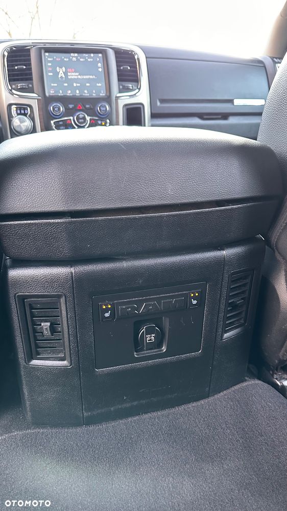 RAM 1500 5.7 Crew Cab Longbed Laramie Chrome - 18