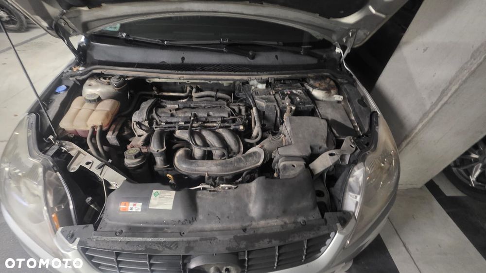 Ford Focus 1.6 Ambiente - 14