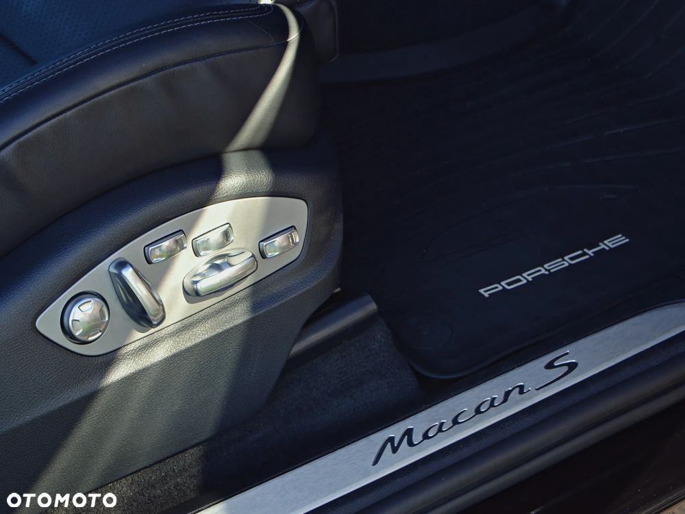 Porsche Macan - 15
