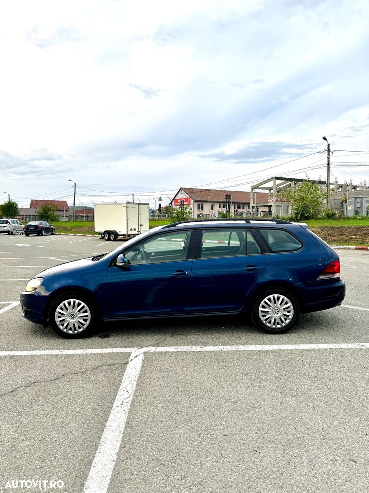 Volkswagen Golf 1.6 TDI DPF Trendline - 19