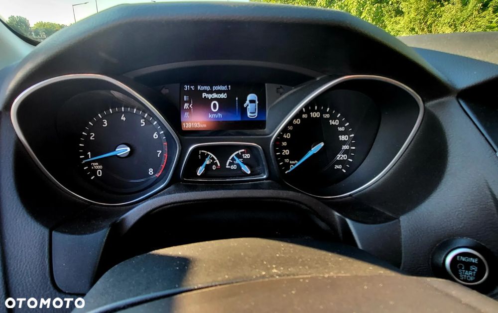 Ford Focus 1.5 EcoBoost STart-Stopp-System TITANIUM - 29